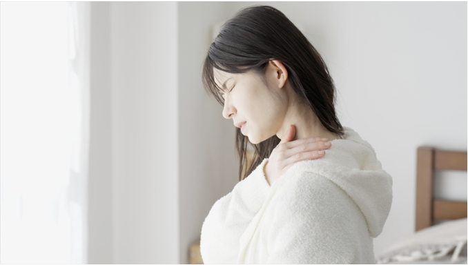 首が痛い人に高反発枕は正解？低反発との比較や失敗しない選び方