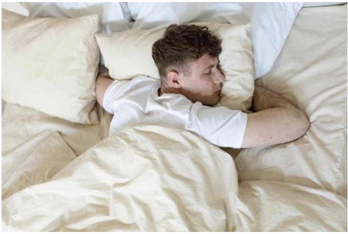 寝返りしやすい三つ折りマットレスの選び方｜相性で決まる熟睡できる寝具について解説！