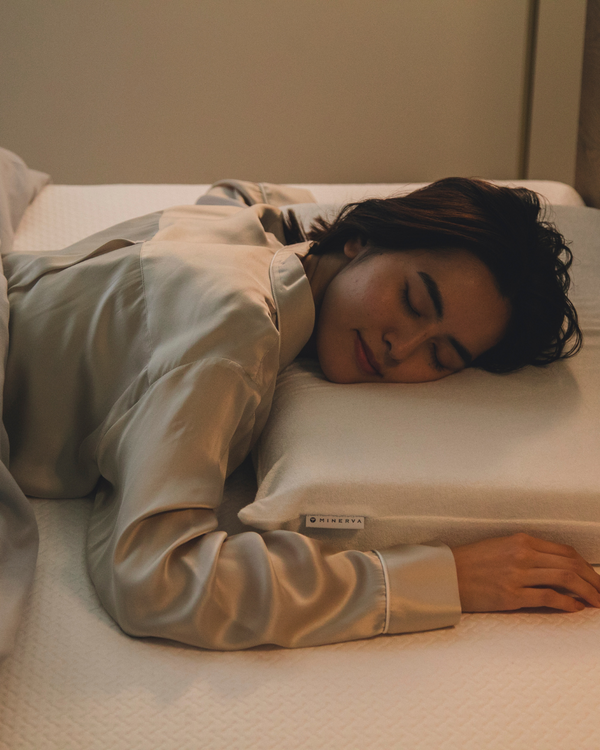 ミネルヴァマットレスは自然な寝姿勢で爽やかな目覚めをサポート