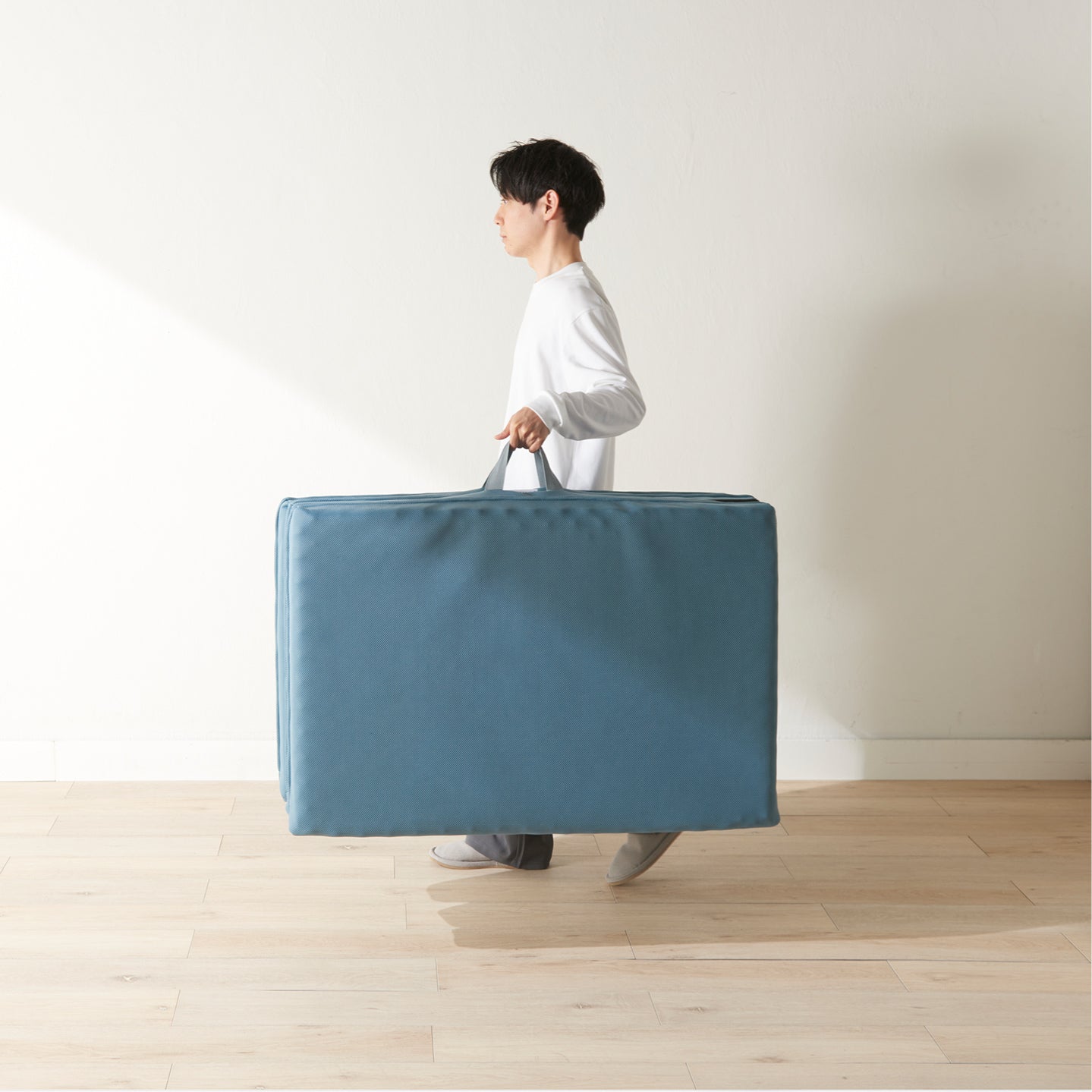 【売り切れ】【個数限定４点セットC】枕 + 折りたたみマットレス１０ｃｍ + ベッドパッド + 肌掛け羽毛布団（春夏推奨）